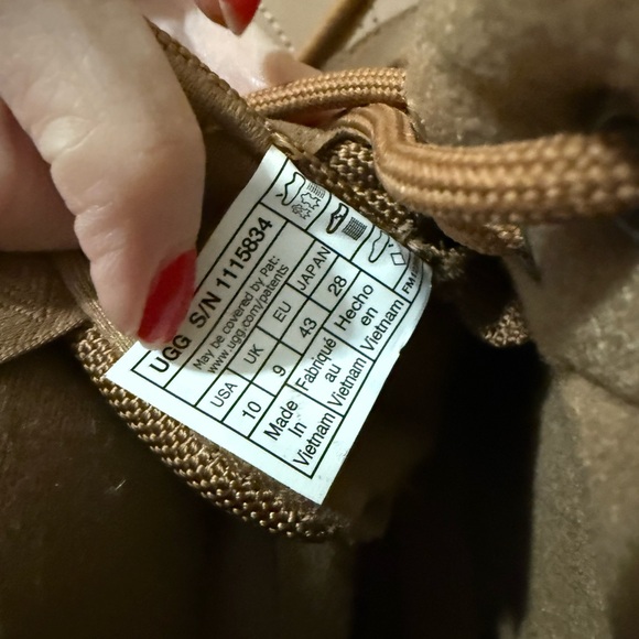 UGG JLD Men's Tan and Black  Boots size 10 - Picture 5 of 5